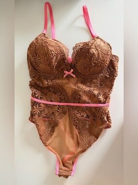 Cosabella Floral Lace Bodysuit in Brown with Pink Trim